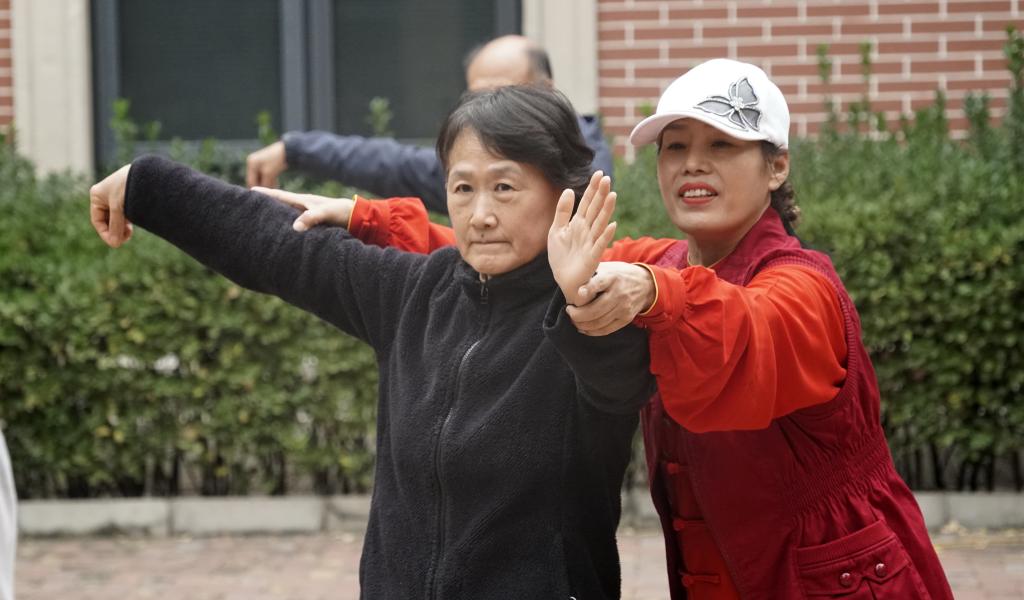 健康不“宅”冬冬季运动小贴浩瀚体育网址士来了(图3)